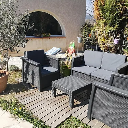 住宿加早餐酒店 D'hote A Pierrevert, En Haute Provence